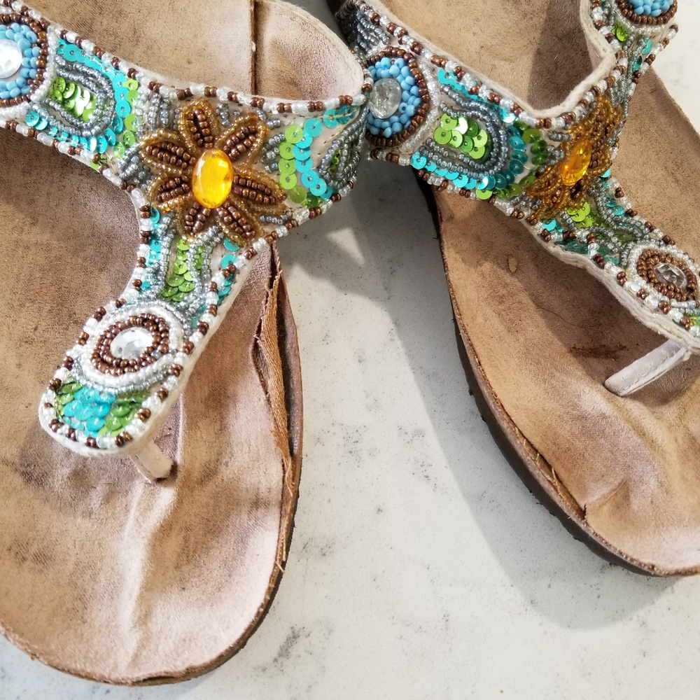 👡 LEATHER BEADED SANDALS - Picture 7 of 9